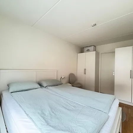 Window To The Iconic Old Street With Lift And Free Parking Appartement