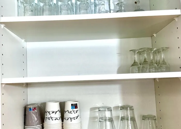 3rooms New With Lift In Family And Group Friendly Free Parking *