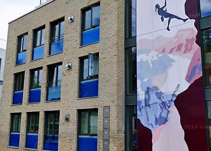 3rooms New With Lift In Family And Group Friendly Free Parking Apartment