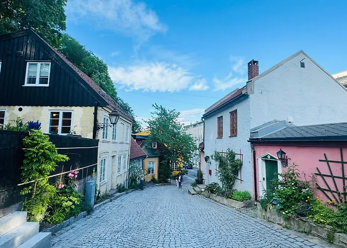 Apartment 3rooms New With Lift In Family And Group Friendly Free Parking *